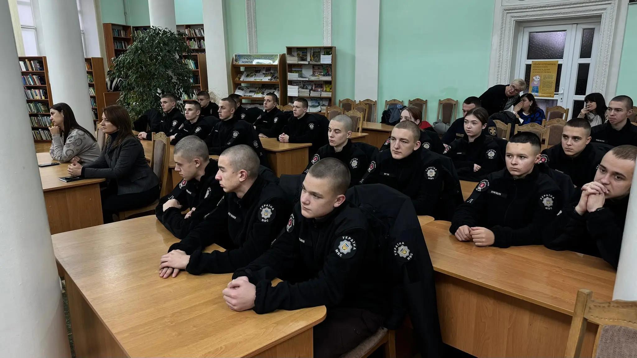 Днями у Вінницькій обласній універсальній науковій бібліотеці імені В. Отамановського відбулося підписання Меморандуму про співпрацю та взаємодію у галузі культури та мистецтв між нашим ліцеєм та закладами культури та мистецтв обласного підпорядкування