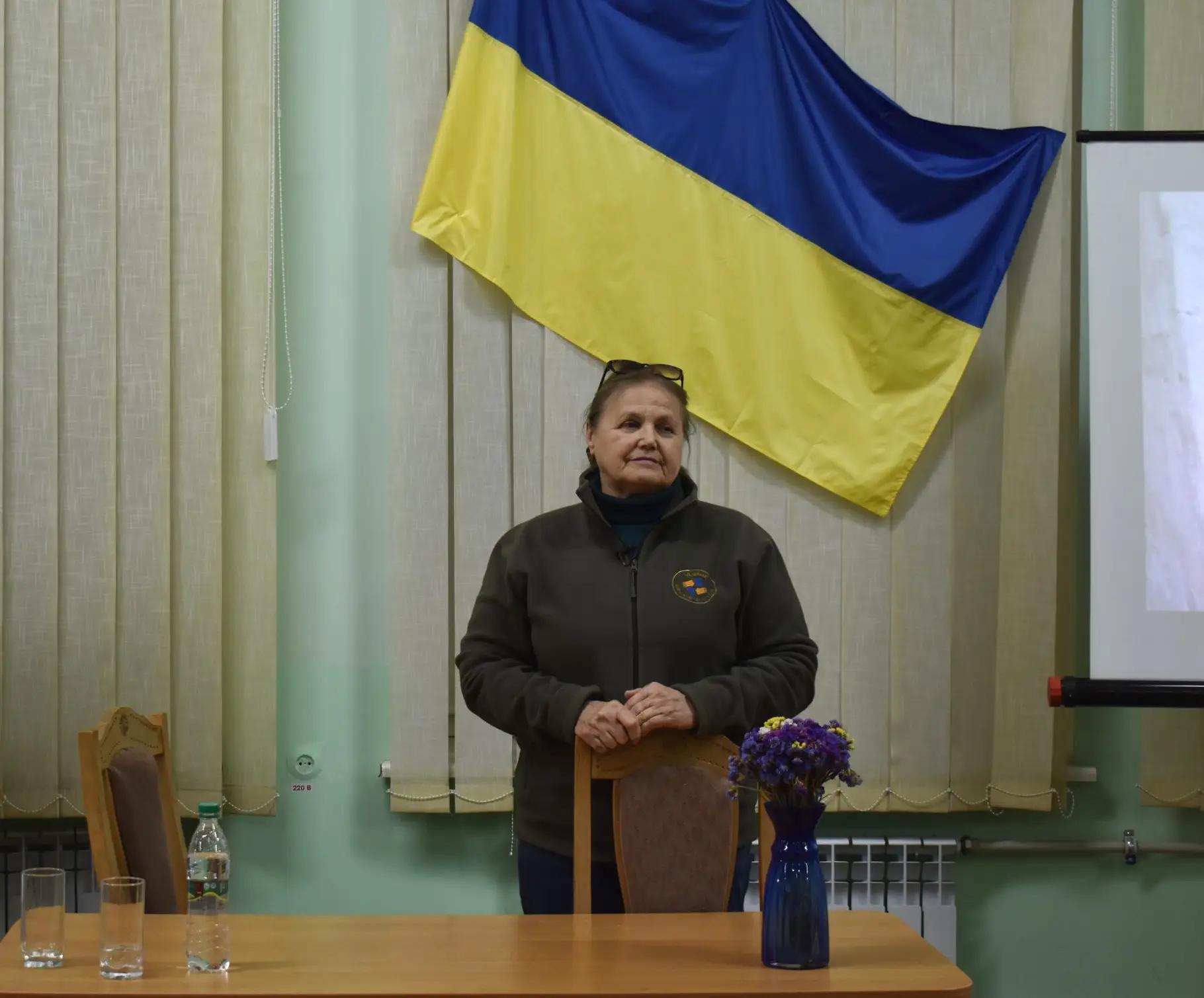 Напередодні Дня Гідності та Свободи, що відзначається в Україні 21 листопада, у відділі документів із гуманітарних, технічних та природничих наук відбувся інформаційно-просвітницький захід