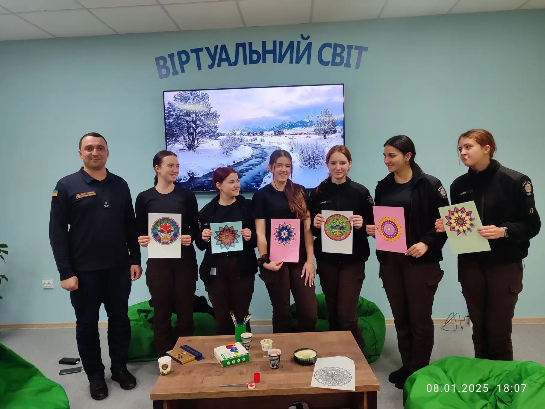 Практичний психолог Діана Рекало провела арт-терапевтичне заняття