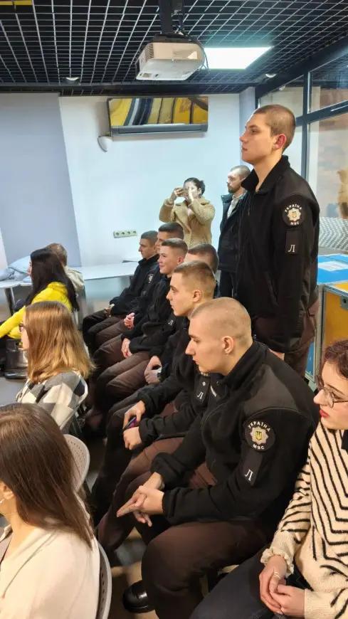 Ліцеїсти відвідали психологічний тренінг у МЦ "Квадрат"