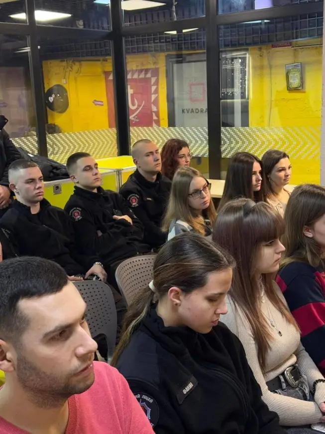 Ліцеїсти відвідали психологічний тренінг у МЦ "Квадрат"